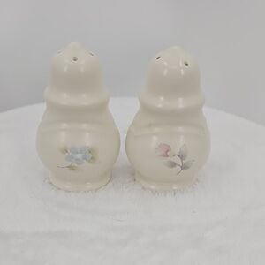 Pfaltzgraff Vintage Tea Rose Salt & Pepper Shakers